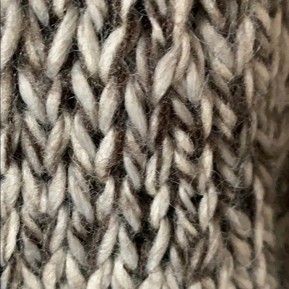 Brown/cream Rip Curl cardigan sweater. Size small - Picture 5 of 5